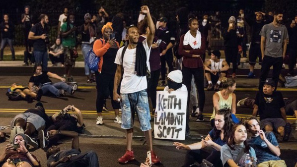 Le calme semble revenir à Charlotte après deux nuits d'émeutes Le calme semble revenir à Charlotte après deux nuits d'émeutes