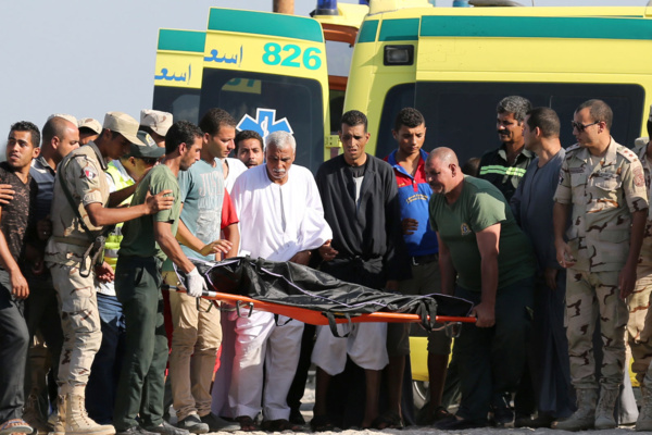 Le bilan du naufrage de migrants au large de l'Egypte s'alourdit