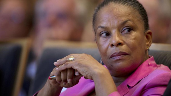 Amende avec sursis pour avoir comparé Taubira à un singe Amende avec sursis pour avoir comparé Taubira à un singe