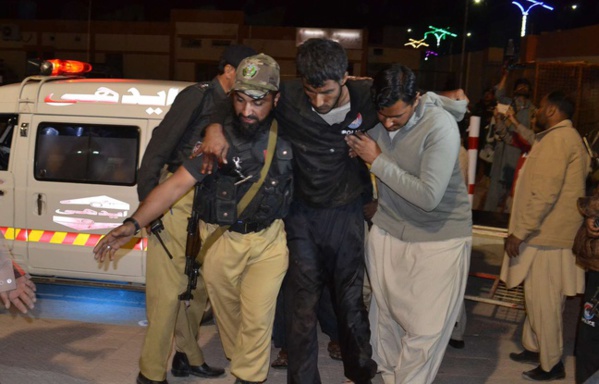 PAKISTAN : Au moins 58 morts dans une attaque terroriste contre une école de police PAKISTAN : Au moins 58 morts dans une attaque terroriste contre une école de police