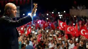 Le Président Erdogan face à ses militants