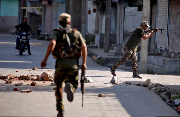 Dix-neuf morts depuis vendredi au Cachemire