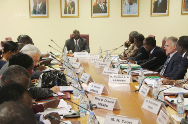 ESPACE UMOA - Les banques marocaines dominatrices, les sub-sahariennes résistent ESPACE UMOA - Les banques marocaines dominatrices, les sub-sahariennes résistent