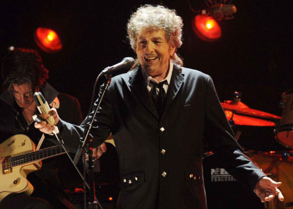 Bob Dylan n'ira pas chercher son Nobel de Littérature Bob Dylan n'ira pas chercher son Nobel de Littérature