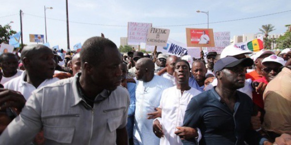 MANKOO WATTU SENEGAAL: Marche de protestation le 21 décembre et projet de rencontre avec Macky Sall MANKOO WATTU SENEGAAL: Marche de protestation le 21 décembre et projet de rencontre avec Macky Sall