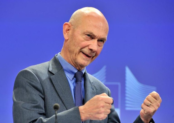 La Chine doit "mettre en pratique" sa défense du libre-échange (Pascal Lamy) La Chine doit "mettre en pratique" sa défense du libre-échange (Pascal Lamy)