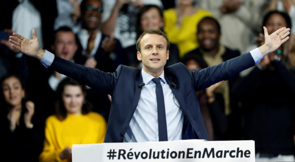 Démonstration de force de Macron, "candidat du travail" Démonstration de force de Macron, "candidat du travail"