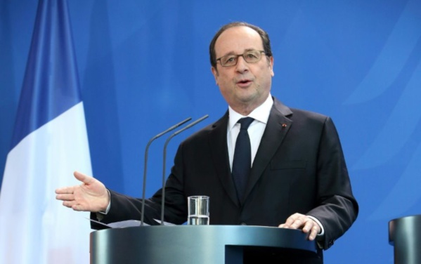 L'Europe doit "répondre" avec "fermeté" à Trump, selon François Hollande L'Europe doit "répondre" avec "fermeté" à Trump, selon François Hollande