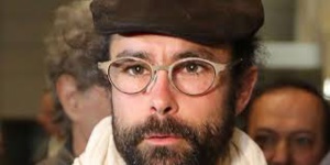 Cédric Herrou condamné à une amende avec sursis pour avoir aidé des migrants Cédric Herrou condamné à une amende avec sursis pour avoir aidé des migrants