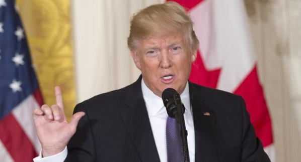 Trump promet de réagir "très fermement" au tir nord-coréen Trump promet de réagir "très fermement" au tir nord-coréen