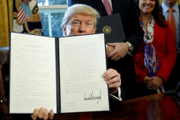 Trump abroge une règle anti-corruption dans le secteur énergétique Trump abroge une règle anti-corruption dans le secteur énergétique