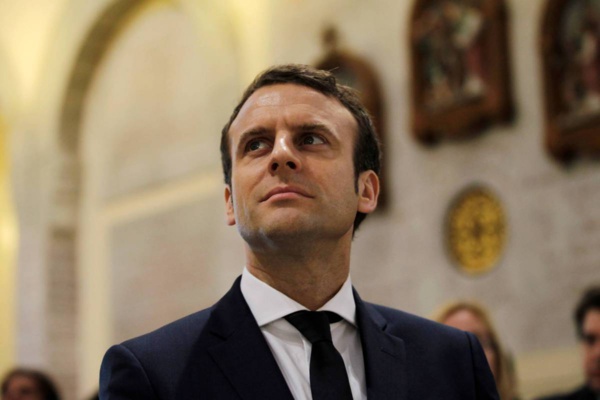 « Crime contre l’humanité » : Macron revendique un "discours de vérité" sur l'Algérie « Crime contre l’humanité » : Macron revendique un "discours de vérité" sur l'Algérie