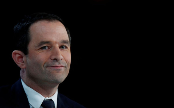 Hamon lance un Conseil citoyen pour enrichir son programme Hamon lance un Conseil citoyen pour enrichir son programme