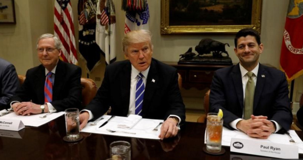 Trump s'apprête à abroger des mesures sur l'environnement Trump s'apprête à abroger des mesures sur l'environnement