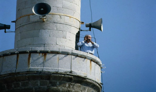 Israël vote pour faire taire l'appel du muezzin Israël vote pour faire taire l'appel du muezzin