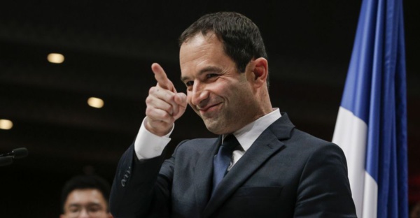 Hamon cible "l'instabilité" et "l'impréparation" de Macron Hamon cible "l'instabilité" et "l'impréparation" de Macron