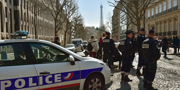 Un groupe anarchiste grec vraisemblablement à l'origine du colis piégé au FMI (police) Un groupe anarchiste grec vraisemblablement à l'origine du colis piégé au FMI (police)