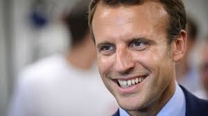 Macron toujours en tête dans un sondage Odoxa