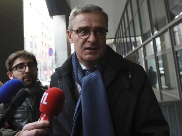 L'ex-suppléant de Fillon convoqué par les juges L'ex-suppléant de Fillon convoqué par les juges