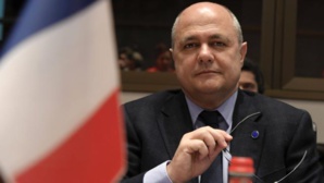 Le Roux a employé ses deux filles, alors lycéennes Le Roux a employé ses deux filles, alors lycéennes