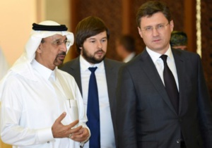 Le pétrole signe une nette hausse, relancé par Moscou et Ryad