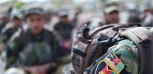 Dix soldats afghans tués dans l'assaut d'une base par des insurgés