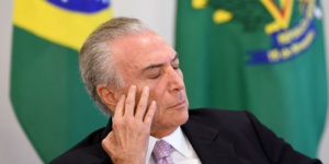 Brésil: Temer persiste et signe malgré la crise politique