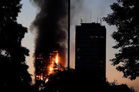 Londres: six morts, une cinquantaine de blessés et plusieurs disparus, bilan provisoire de l'incendie d'une tour d'habitation