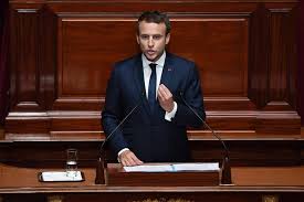 Macron veut "faire revivre le désir d'Europe", qui a "perdu le cap"