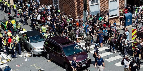 Rassemblement d'extrême droite aux Etats-Unis: un mort et une vingtaine de blessés
