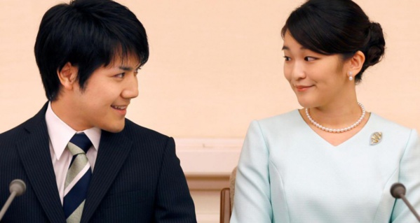Japon: la princesse Mako annonce ses fiançailles avec un roturier Japon: la princesse Mako annonce ses fiançailles avec un roturier