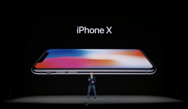 iPhoneX: avec les "super smartphones", les prix s'envolent iPhoneX: avec les "super smartphones", les prix s'envolent