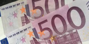 Mystère dans des toilettes suisses... bouchées par des liasses de 500 euros Mystère dans des toilettes suisses... bouchées par des liasses de 500 euros