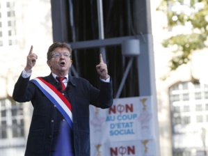 Mélenchon prépare des "casserolades" pour le 30 septembre Mélenchon prépare des "casserolades" pour le 30 septembre