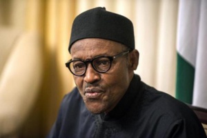 Nigeria: visitant ses troupes à Maiduguri, Buhari appelle au dialogue sur le Biafra Nigeria: visitant ses troupes à Maiduguri, Buhari appelle au dialogue sur le Biafra