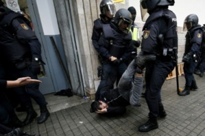 Catalogne: l'UE presse Madrid de mettre fin à la crise sans précédent