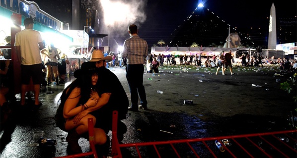 Le tireur de Las Vegas s'est tué avant l'arrivée de la police (shérif) Le tireur de Las Vegas s'est tué avant l'arrivée de la police (shérif)