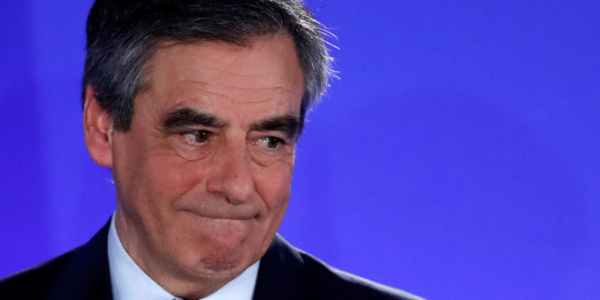 France: l'ex Premier ministre Fillon sous statut de témoin assisté pour "escroquerie aggravée" France: l'ex Premier ministre Fillon sous statut de témoin assisté pour "escroquerie aggravée"