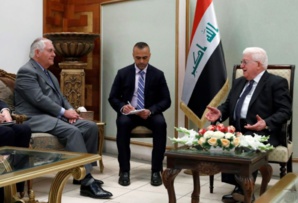 Abadi réfute devant Tillerson ses propos sur les "milices iraniennes" Abadi réfute devant Tillerson ses propos sur les "milices iraniennes"