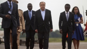 Le Sg de l'Onu à son arrivée à l'aéroport de Bangui Le Sg de l'Onu à son arrivée à l'aéroport de Bangui