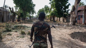 Nigeria: huit soldats tués par Boko Haram dans le nord-est Nigeria: huit soldats tués par Boko Haram dans le nord-est