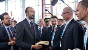 A Angers, Philippe vante l'excellence de la filière électronique française A Angers, Philippe vante l'excellence de la filière électronique française