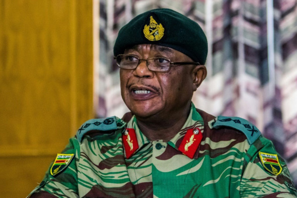 Zimbabwe: l'armée intervient contre des "criminels" proches de Mugabe