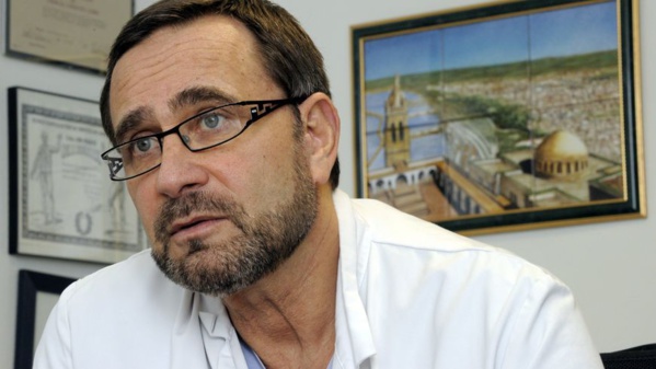 France: Un médecin humanitaire rend sa Légion d'honneur pour dénoncer la politique migratoire du gouvernement France: Un médecin humanitaire rend sa Légion d'honneur pour dénoncer la politique migratoire du gouvernement