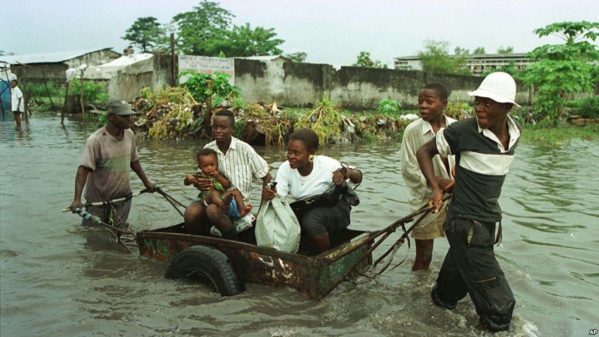 Kinshasa: les violences des inondations amplifiées par la folle croissance urbaine