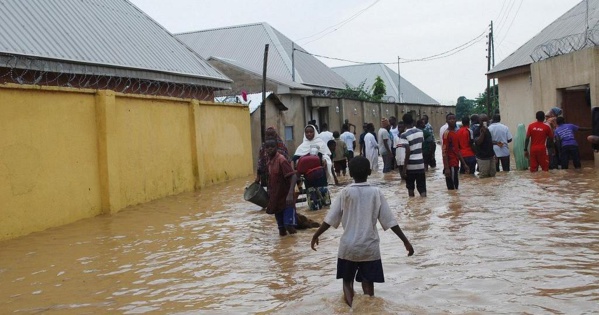 Inondations à Kinshasa: 44 morts, bilan définitif à la hausse (officiel) Inondations à Kinshasa: 44 morts, bilan définitif à la hausse (officiel)
