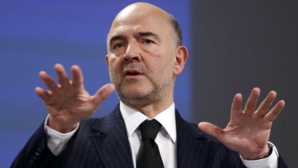 Moscovici accuse certains pays européens d'être des "trous noirs fiscaux"