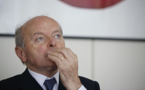 Toubon, le Défenseur des droits, demande le retrait de la circulaire migrants Toubon, le Défenseur des droits, demande le retrait de la circulaire migrants