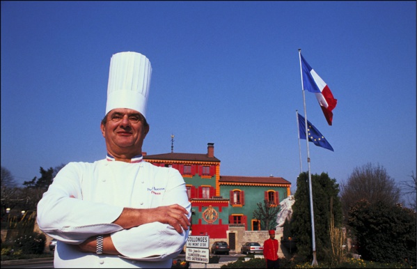 Les milieux de la gastronomie mondiale rendent hommage à Paul Bocuse Les milieux de la gastronomie mondiale rendent hommage à Paul Bocuse