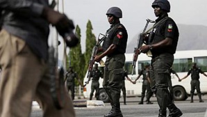 Cameroun anglophones: des forces de sécurité camerounaises présentes au Nigeria Cameroun anglophones: des forces de sécurité camerounaises présentes au Nigeria